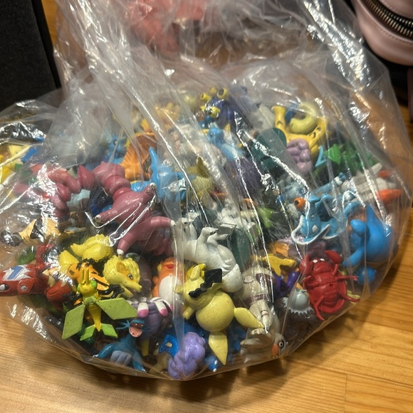 Vintage Tomy Pokémon figurines lot of 100 - Picture 6 of 6